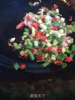 Celery Stir-fried Noodles recipe