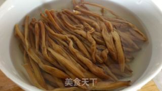 Cold Daylily and Lotus Root recipe