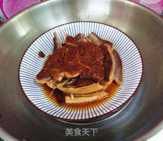 Steamed Dried Eel with Sauce recipe