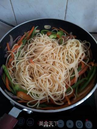 Stir-fried Spaghetti recipe