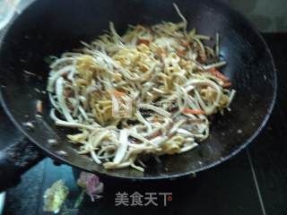 Celery, Cuttlefish, Fungus, Tofu Shreds recipe