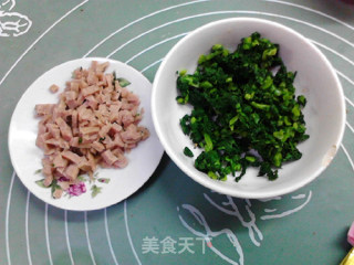 #春食野菜香#grilled Intestine and Chrysanthemum Bread recipe