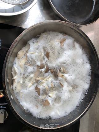 Fried Yuba with Mushrooms recipe