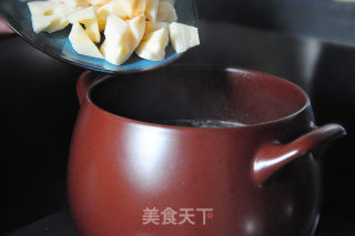 Pork Ribs and Lotus Root Soup recipe