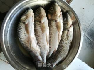 Home-cooked Crucian Carp recipe