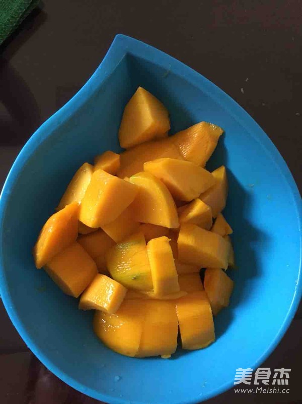 Mango Sago with Coconut Milk recipe