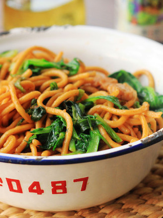 Fried Noodles with Shredded Pork recipe