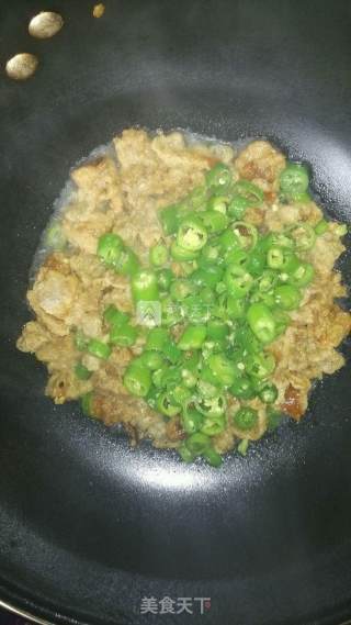 Green Pepper Stir-fried Dregs recipe