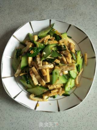Stir-fried Cucumber with Tofu recipe