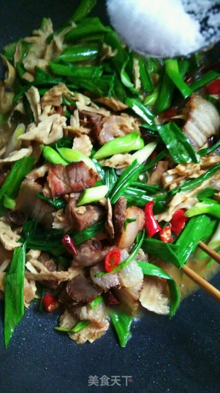 Stir-fried Bacon with Dried Bamboo Shoots recipe