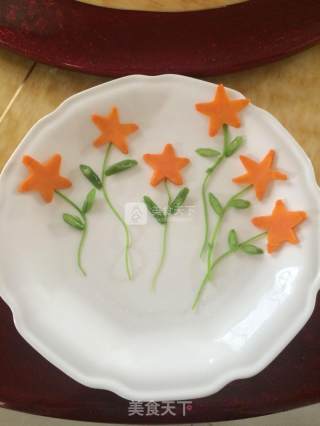 Flower Egg Fried Rice recipe