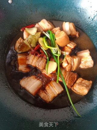 Braised Pork with Winter Bamboo Shoots recipe