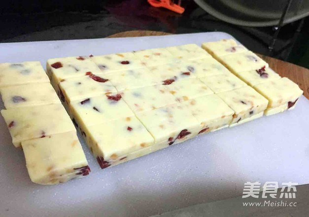 Cranberry Peanut Nougat recipe