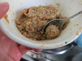 Fresh, Fragrant, Tender and Slippery—smooth Meat in The Clear Soup recipe