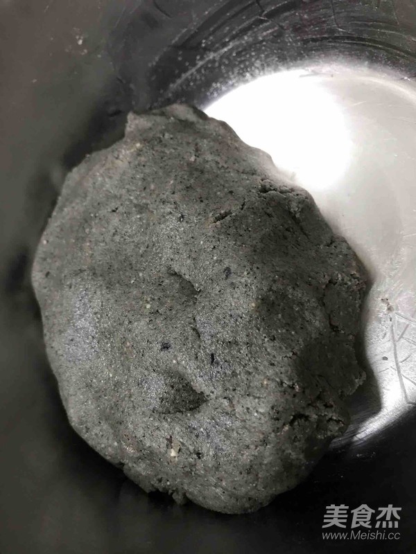 Black Sesame Chess Bread recipe