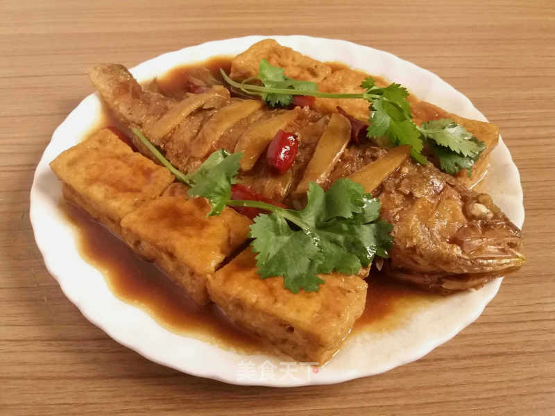 Yellow Croaker Braised Tofu recipe