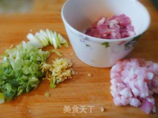 [jianjiang Noodles, Made in A Pattern] Fried Noodles with Minced Pork and Nuts recipe