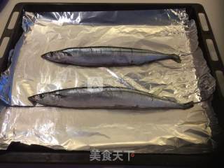 Salt-grilled Saury recipe