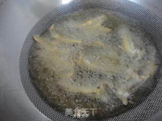 Fried Small Yellow Croaker recipe