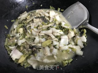 Black Fish Fillet with Pickled Vegetables recipe