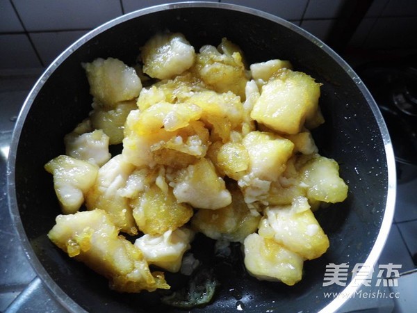 Spicy Fried Long Lee Fish recipe