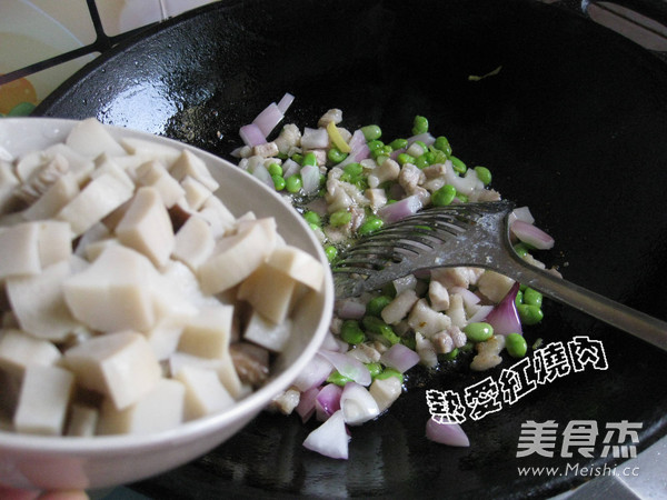 Fried Corn Noodles recipe