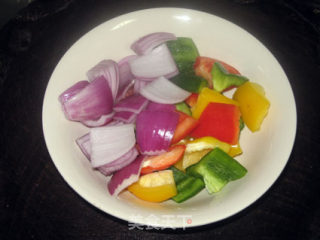 Stir-fried Sirloin Beef with Bell Pepper and Black Pepper recipe