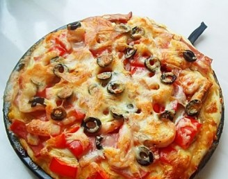 Pepper Olive Seafood Pizza