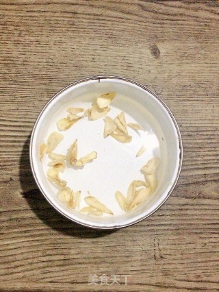 Purple Sweet Potato Lily Tremella Soup recipe