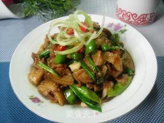 Fried Elbow with Skin recipe