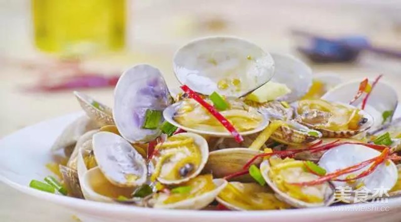 Lazy Microwave Scallion Clams recipe