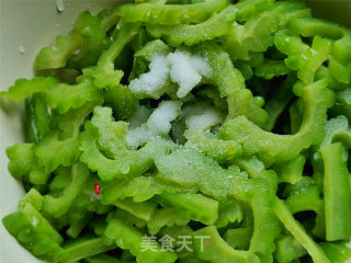 Bitter Gourd with Garlic recipe