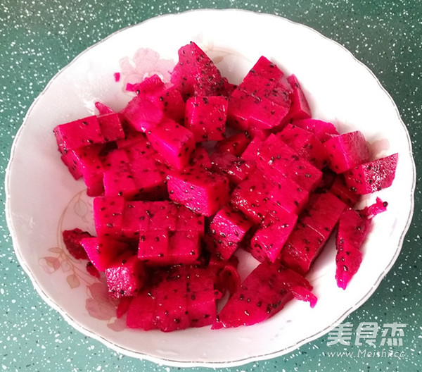 Old Yogurt with Red Pitaya recipe