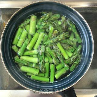 Stir-fried Asparagus with Sausage recipe