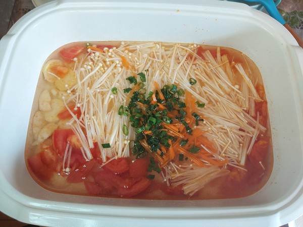 Tomato Golden Needle Tofu Soup recipe
