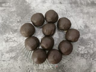 Net Celebrity Dirty and Dirty Mooncakes, One More Member of The Dirty and Dirty Family! recipe