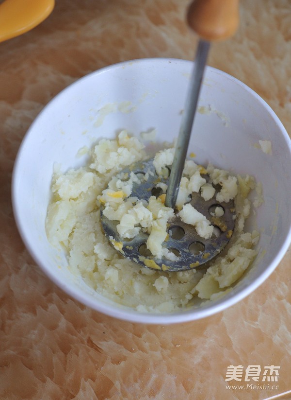 Avocado Potato Salad Crisp recipe