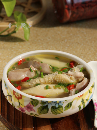 Pork Belly and Bamboo Shoots Stewed Chicken recipe