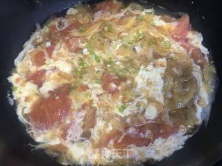 Xiao Xiangjuan's Tomato and Egg Soup recipe