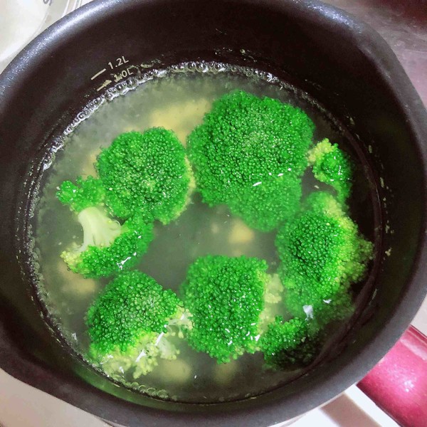 Broccoli Corn Cheese Rice Ball recipe