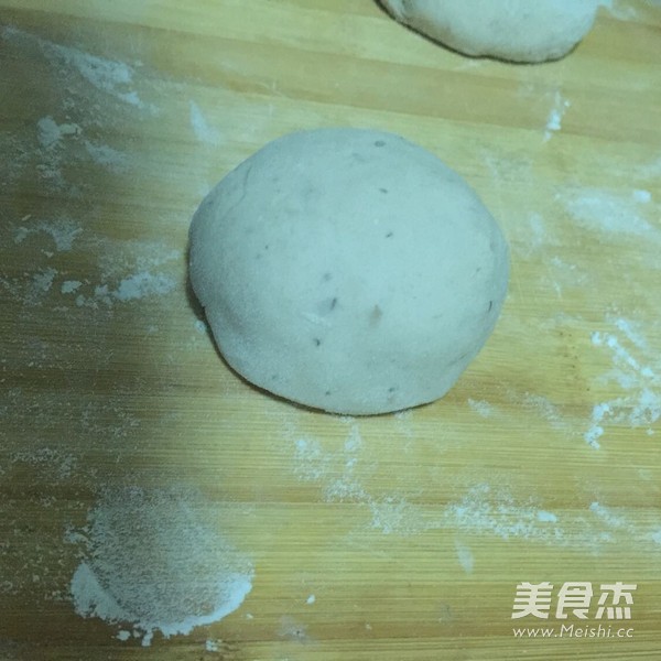 Walnut Sesame Bun recipe