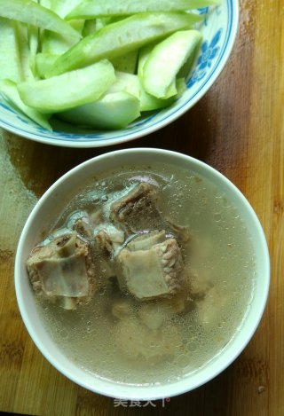 Baling Melon Pork Ribs Soup recipe