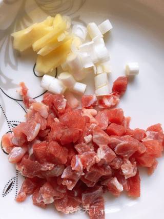Stir-fried Minced Pork with Beans recipe