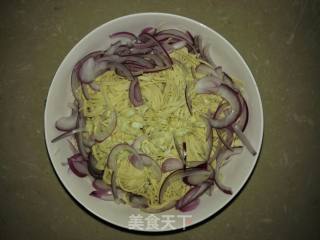 Scallions Mixed with Dried Tofu Shreds recipe