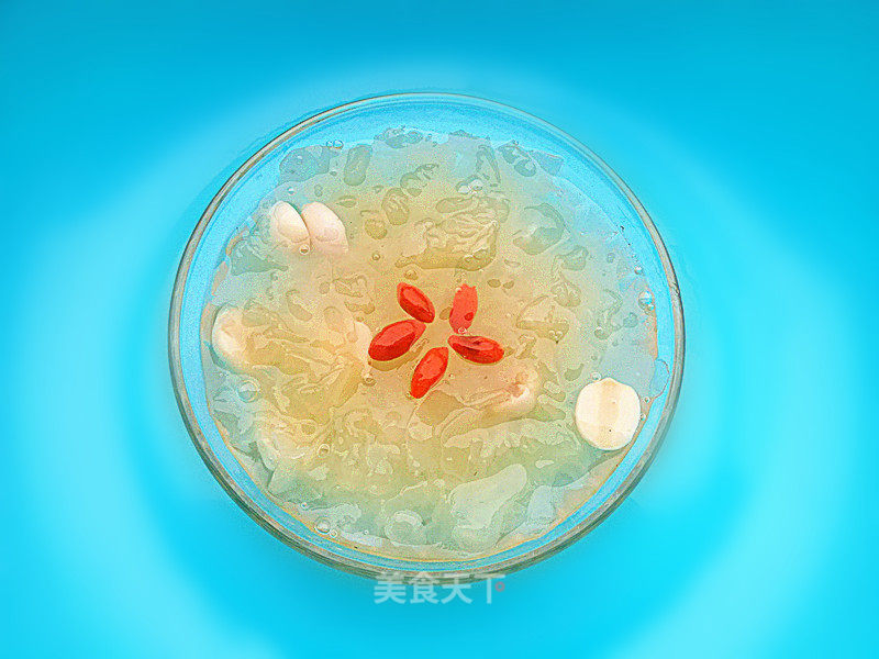 Chinese Wolfberry Stewed White Fungus recipe