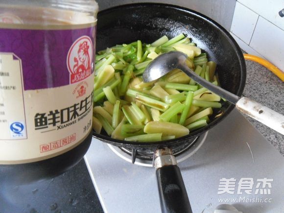 Sour Soup Celery recipe