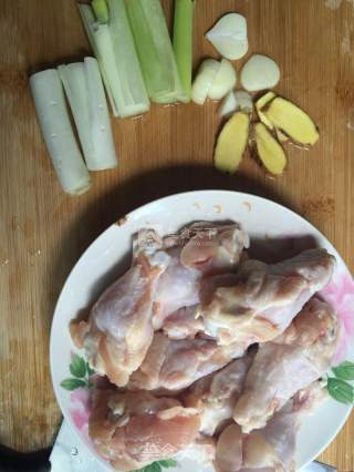 Claypot Chicken Wing Root recipe