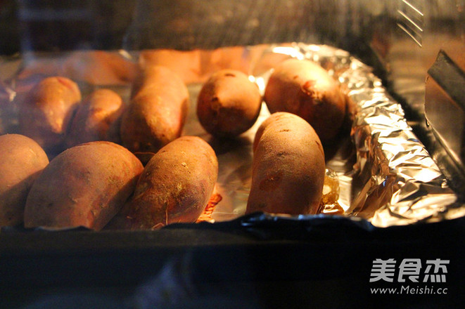 Sweet Oven Version Baked Sweet Potatoes recipe