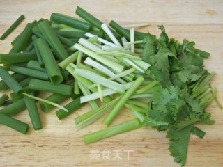 Shredded Chicken with Green Onion recipe