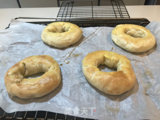 Snow Bagel recipe